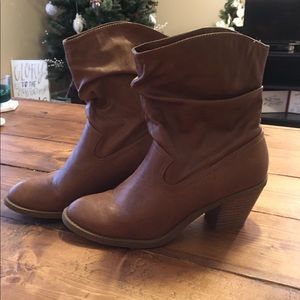 Women’s booties
